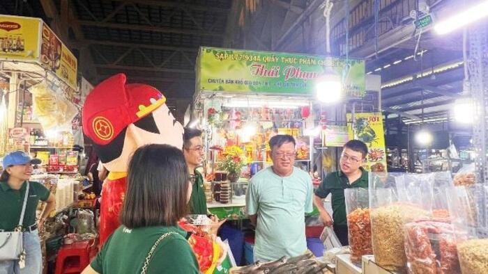 <a href="/tai-chinh" title="Tài chính" rel="dofollow">Tài chính</a>