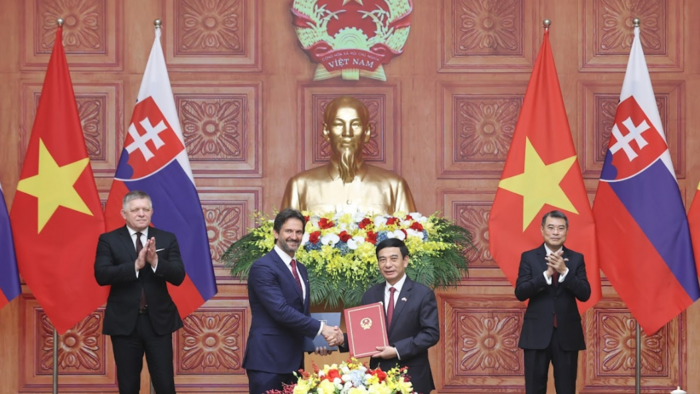 <a href="/tin-tuc-su-kien" title="Tin tức - Sự kiện" rel="dofollow">Tin tức - Sự kiện</a>