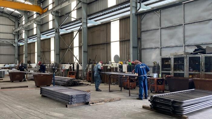 <a href="/doanh-nghiep" title="Doanh nghiệp" rel="dofollow">Doanh nghiệp</a>