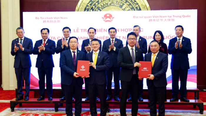 <a href="/doanh-nghiep" title="Doanh nghiệp" rel="dofollow">Doanh nghiệp</a>