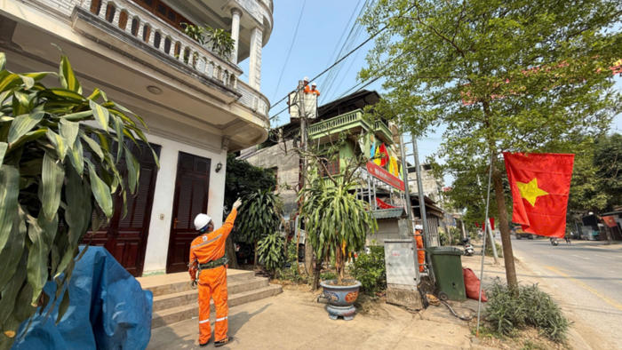 <a href="/doanh-nghiep" title="Doanh nghiệp" rel="dofollow">Doanh nghiệp</a>