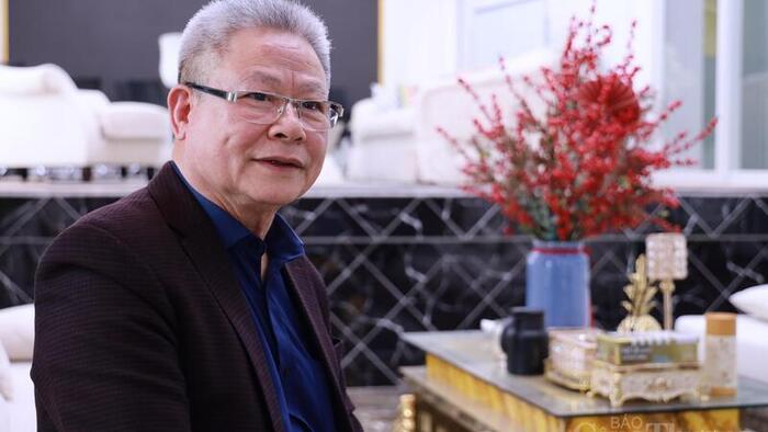 <a href="/thuong-gia" title="Thương gia" rel="dofollow">Thương gia</a>