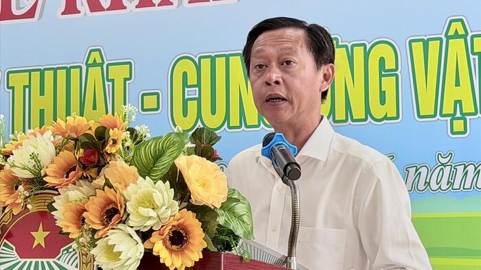 <a href="/tai-chinh" title="Tài chính" rel="dofollow">Tài chính</a>