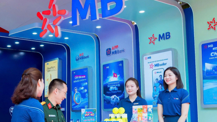 <a href="/tai-chinh" title="Tài chính" rel="dofollow">Tài chính</a>