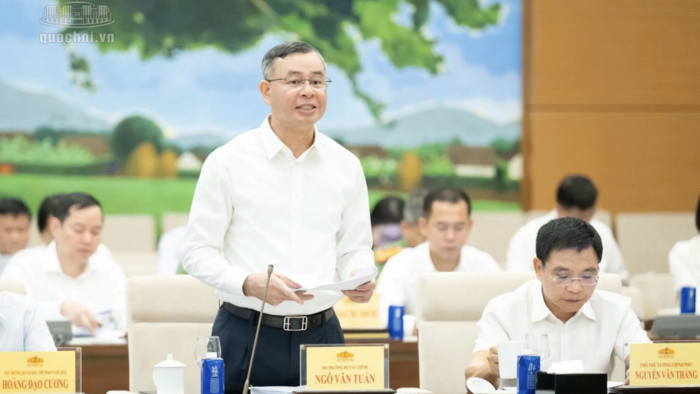 <a href="/tai-chinh" title="Tài chính" rel="dofollow">Tài chính</a>