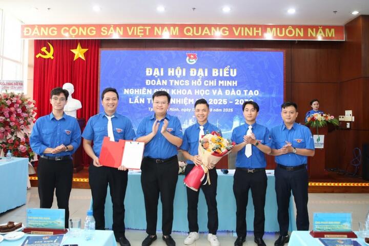 Đoàn cơ sở NCKH&ĐT tổ chức thành công Đại hội đại biểu lần thứ I, nhiệm kỳ 2025-2030