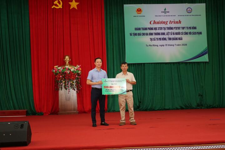 BSR thực hiện chuỗi hoạt động an sinh xã hội và tài trợ giáo dục tại Quảng Ngãi