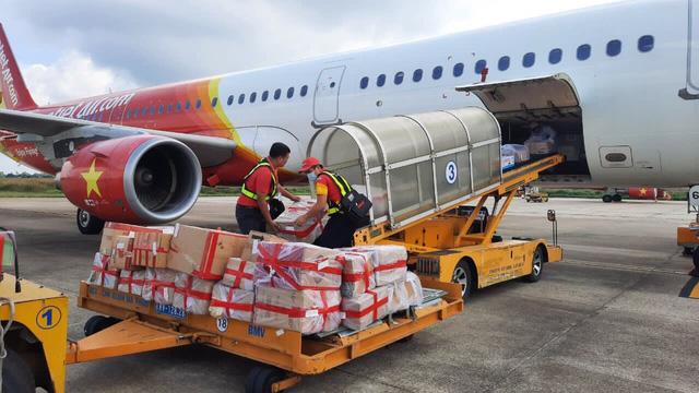 Vì sao Vietnam Airlines, Vietjet Air mất 90% thị phần vận tải hàng hóa quốc tế vào tay doanh nghiệp ngoại? - Ảnh 2. Vì sao Vietnam Airlines, Vietjet Air mất 90% thị phần vận tải hàng hóa quốc tế vào tay doanh nghiệp ngoại? - Ảnh 2.