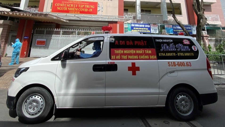 ội xe cứu thương không đồng Nhất Tâm hỗ trợ vận chuyển các ca F0 ội xe cứu thương không đồng Nhất Tâm hỗ trợ vận chuyển các ca F0
