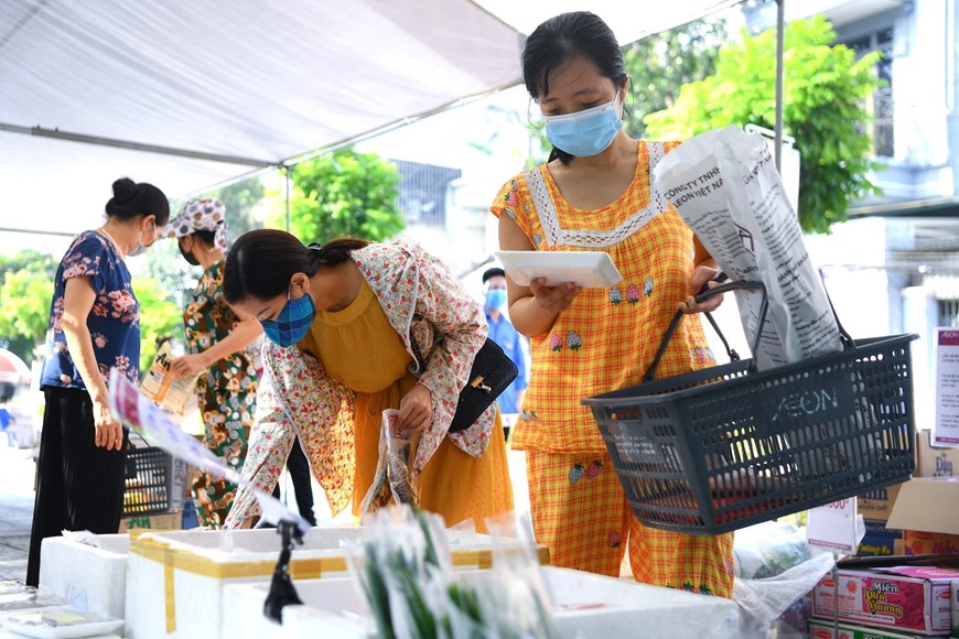 Hà Nội triển khai xe bán hàng lưu động trong thời gian giãn cách | Xã hội | Vietnam+ (VietnamPlus)