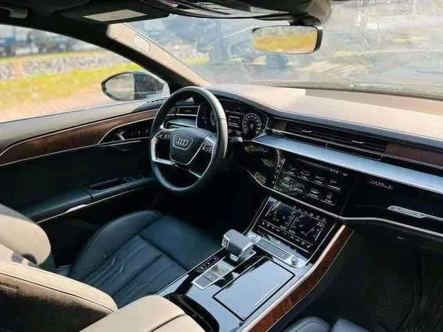 Mới chạy 1.200km, đại gia quyết định chia tay Audi A8 L với giá 6 tỷ đồng - Ảnh 3.