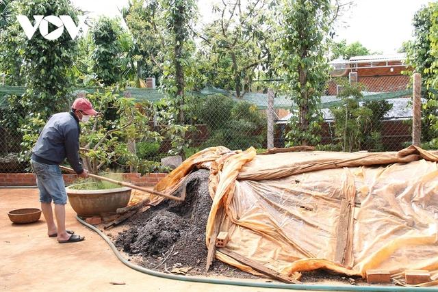 Giá vật tư nông nghiệp tăng cao, nông dân tìm cách ứng phó - Ảnh 2.