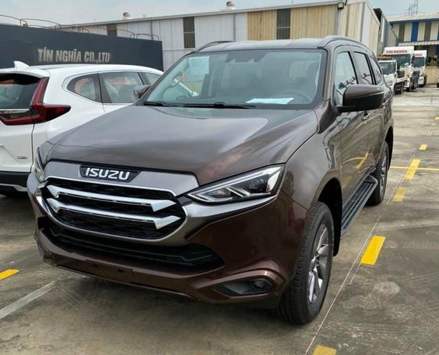 4 bom tấn SUV 7 chỗ tầm giá 1 tỷ đồng cận kề ngày ra mắt Việt Nam: 3 mẫu lột xác toàn diện, nhiều trang bị lần đầu xuất hiện - Ảnh 3.