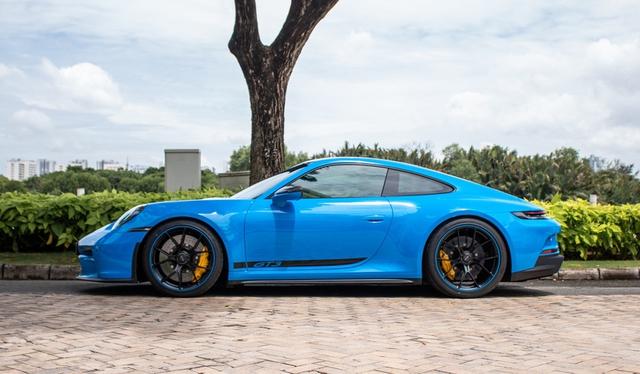 Porsche 911 GT3 2022 độ phiên bản Touring đầu tiên tại Việt Nam - Ảnh 7.