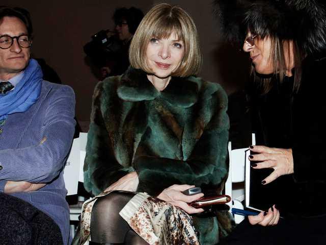 Anna Wintour: Thét ra lửa ở nơi làm việc, cầm trịch làng thời trang, nhưng cũng là mẹ hiền được các con hết mực thương yêu - Ảnh 11.