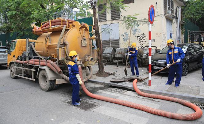 Hà Nội: 96 hạng mục thoát nước quan trọng chưa được bàn giao cho đơn vị thoát nước quản lý - Ảnh 3