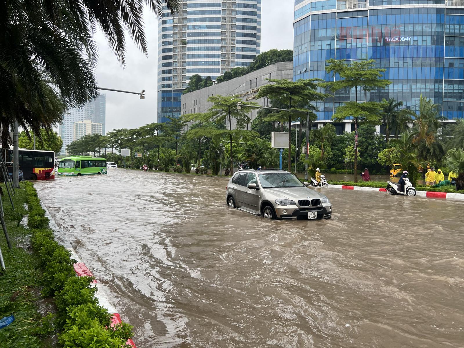 Hà Nội: 96 hạng mục thoát nước quan trọng chưa được bàn giao cho đơn vị thoát nước quản lý - Ảnh 2