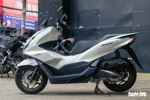 Honda PCX bản tiết kiệm xăng về Việt Nam: Giá 99 triệu, của hiếm cho người đã chán SH - Ảnh 6.