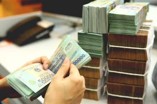 Có tiền tỷ lúc này nên mua đất hay gửi tiết kiệm? - Ảnh 1. Có tiền tỷ lúc này nên mua đất hay gửi tiết kiệm? - Ảnh 1.