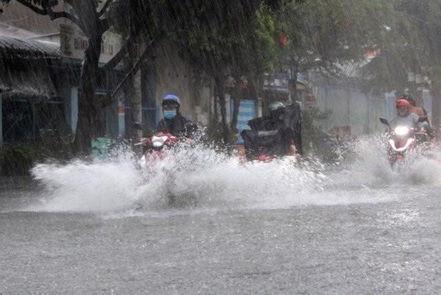 Không khí lạnh mạnh nhất từ đầu mùa bắt đầu tràn về, vùng núi có thể xuất hiện băng tuyết - Ảnh 2.