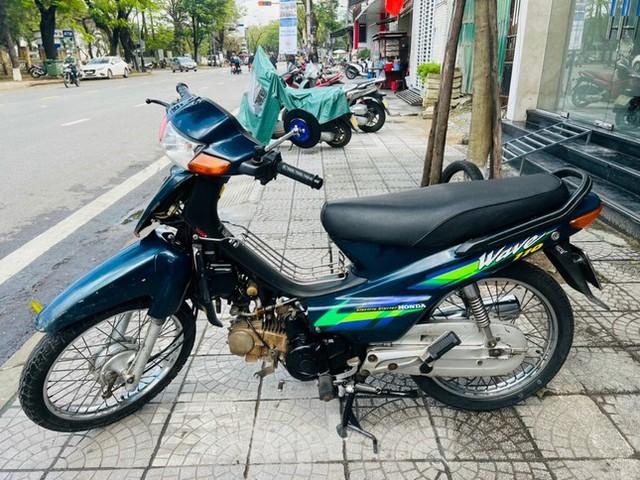 Honda Wave đời cổ biển số lộc phát tại Huế - Ảnh 2.