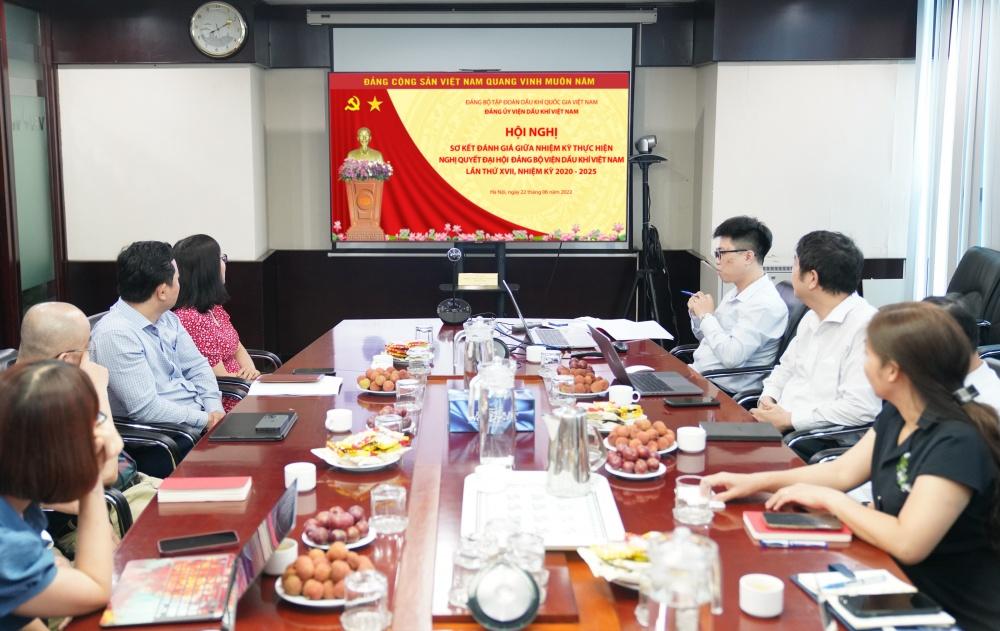 Đảng bộ VPI sơ kết giữa nhiệm kỳ 2020 - 2025: Nhiệm vụ trọng tâm đẩy mạnh sáng tạo sản phẩm số