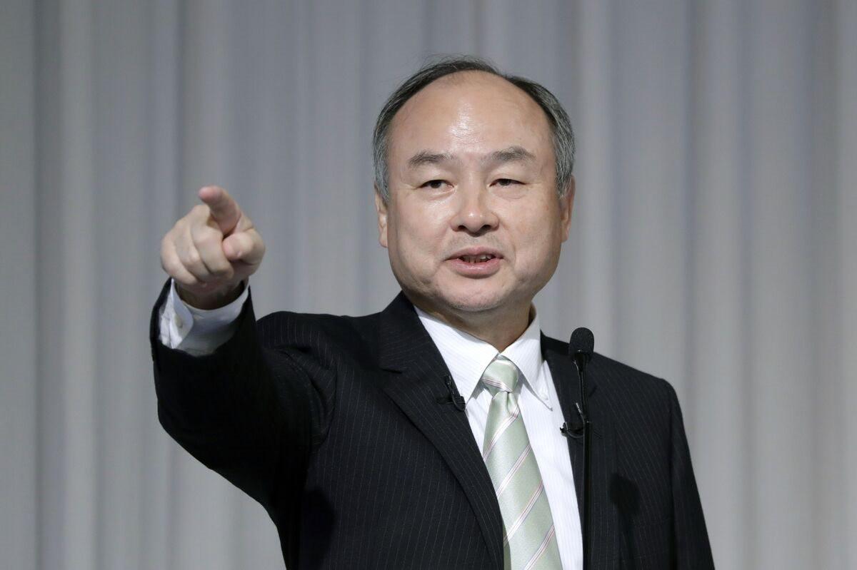 Tỷ phú 'liều ăn nhiều' Masayoshi Son ở tuổi U70: Tuyên bố chưa sẵn sàng nghỉ hưu, bận đón đầu một cuộc cách mạng mới - Ảnh 1.