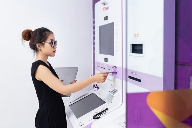 Bí quyết hút khách mở thẻ của Bank “nhà người ta”