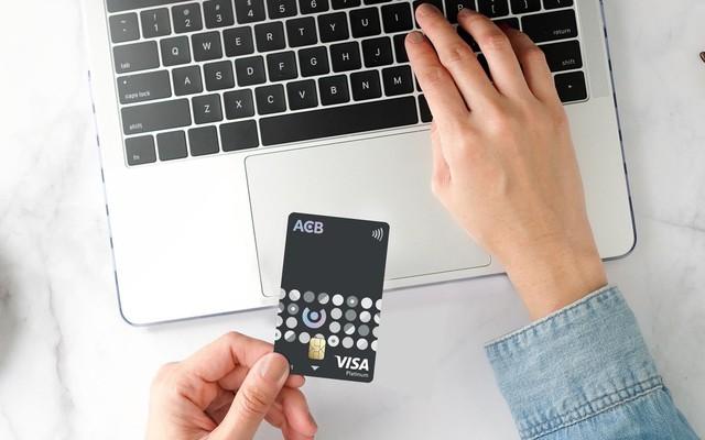 ACB: 8/8 đã qua, 9/9 sắp tới nhưng có phải cứ ngày đôi mới săn sale?