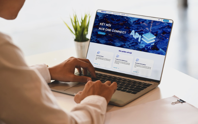 ACB cùng IBM Việt Nam triển khai thành công dự án ACB ONE CONNECT