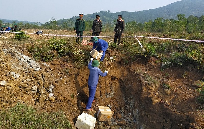 Thanh Hóa: Tiêu hủy trên 20 khẩu súng, gần 600 viên đạn, vật liệu nổ là vật chứng các vụ án