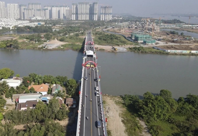 Loạt đường cao tốc, cầu và sân bay quy mô 17.000 tỷ đồng sắp đi vào hoạt động, đáng chú ý có 1 cây cầu tại TP Thủ Đức rút ngắn 10km xuống còn 500m - Ảnh 4.