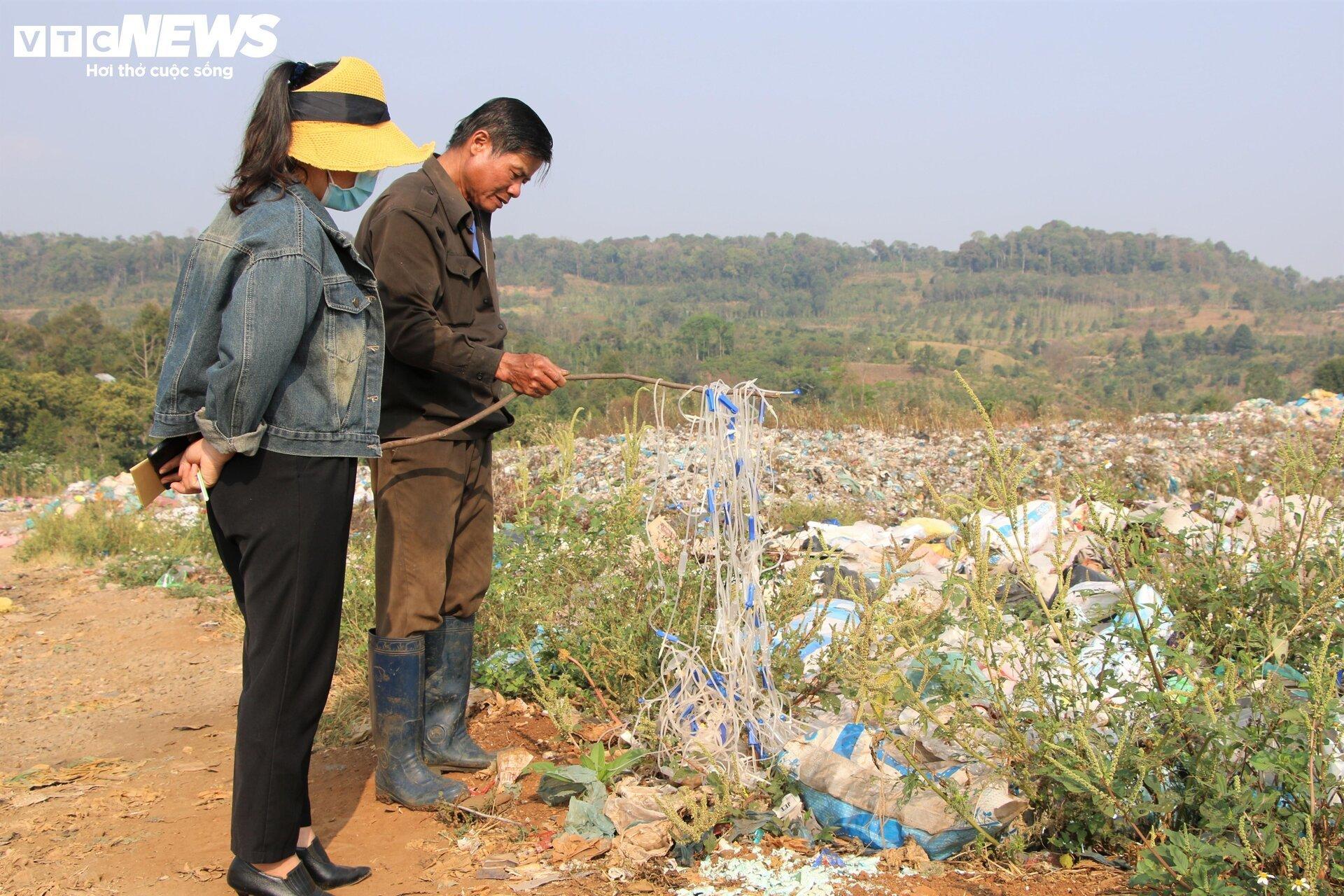 Rùng mình chứng kiến kim tiêm nằm la liệt trong bãi rác ở Đắk Nông- Ảnh 9.