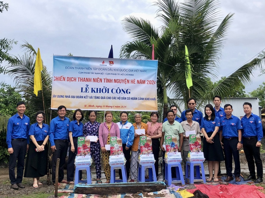 Cụm phối hợp hoạt động Tây Nam Bộ và TP Hồ Chí Minh ra quân Chiến dịch Thanh niên tình nguyện hè 2024