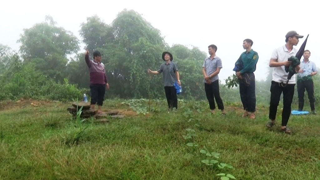 Huyện Nam Trà My quyết tâm ổn định cuộc sống cho bà con làng Lăng Lương do ảnh hưởng sạt lở đất. (Ảnh: quangnam.gov.vn)