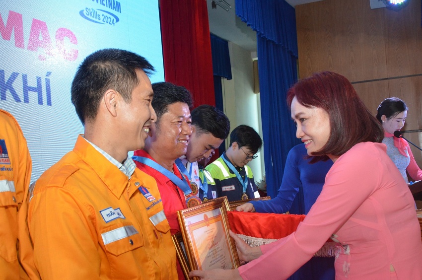 Chùm ảnh: Lễ Bế Mạc và trao giải cho các thí sinh đoạt giải tại Hội thi tay nghề Dầu khí lần VIII