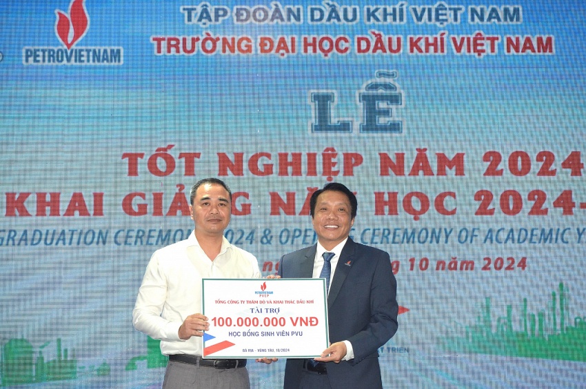 Doanh nghiệp đồng hành cùng sinh viên PVU