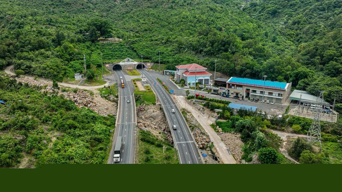 Hầm Hải Vân