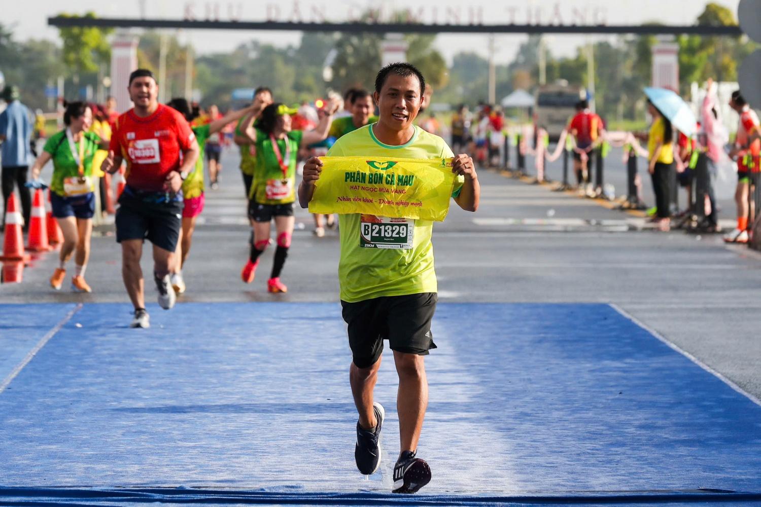 Bế mạc và trao giải Giải Marathon Cà Mau 2024   Cup Petrovietnam
