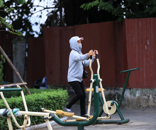 Sáng nay, mùa Đông Hà Nội đã về thật rồi!- Ảnh 15.