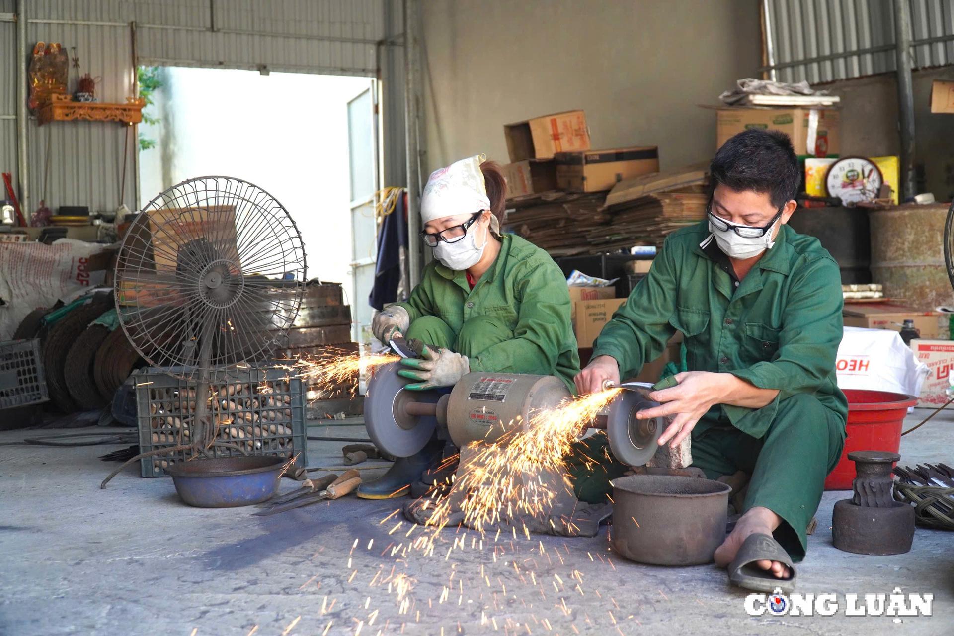 lang ren lon nhat xu thanh tat ban vao vu tet hinh 2