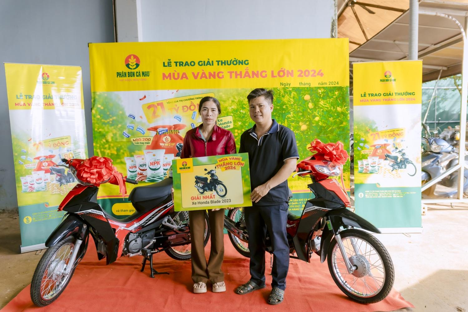 “Mùa vàng thắng lớn” năm 2024 cùng hàng trăm nghìn câu chuyện “trúng kép”