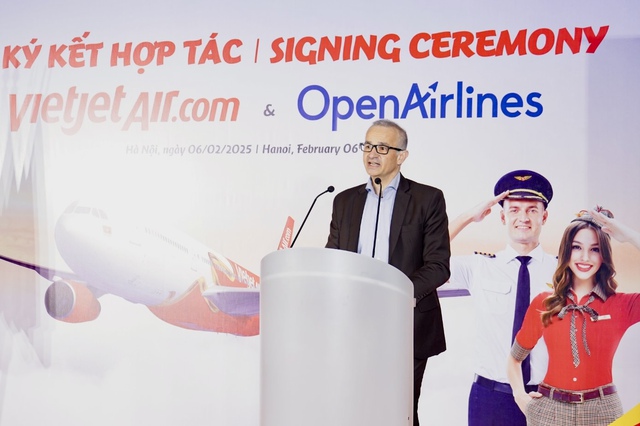 Vietjet hợp tác OpenAirlines tiên phong ứng dụng AI, tối ưu tiêu thụ nhiên liệu bay- Ảnh 1.