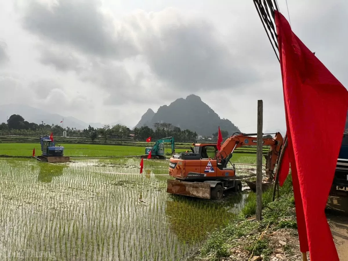 Chùm ảnh khởi công thi công dự án đường dây 500kV Lào Cai- Vĩnh Yên