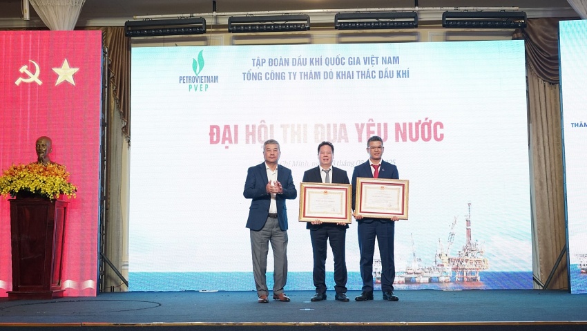 Vinh danh những cá nhân, tập thể xuất sắc tại Đại hội Thi đua yêu nước PVEP năm 2025 Vinh danh các tập thể, cá nhân xuất sắc tại Đại hội Thi đua yêu nước PVEP năm 2025