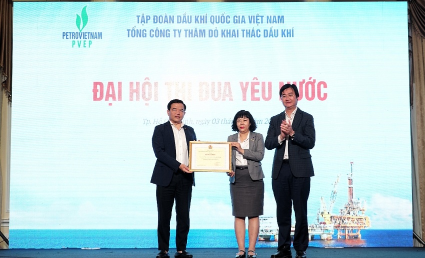 Vinh danh các tập thể, cá nhân xuất sắc tại Đại hội Thi đua yêu nước PVEP năm 2025 Vinh danh tập thể, cá nhân xuất sắc tại Đại hội Thi đua yêu nước PVEP năm 2025