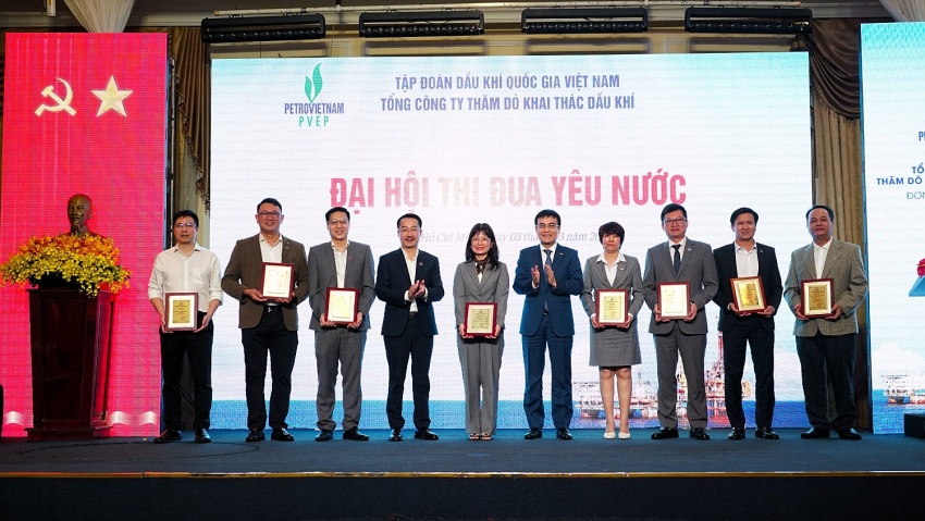 Vinh danh các tập thể, cá nhân xuất sắc tại Đại hội Thi đua yêu nước PVEP năm 2025 Vinh danh tập thể, cá nhân xuất sắc tại Đại hội Thi đua yêu nước PVEP năm 2025