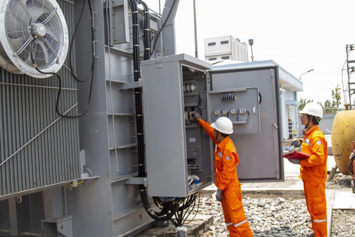 Trong tháng 3/2025, EVNSPC đóng điện thêm 15 công trình lưới điện 110kV