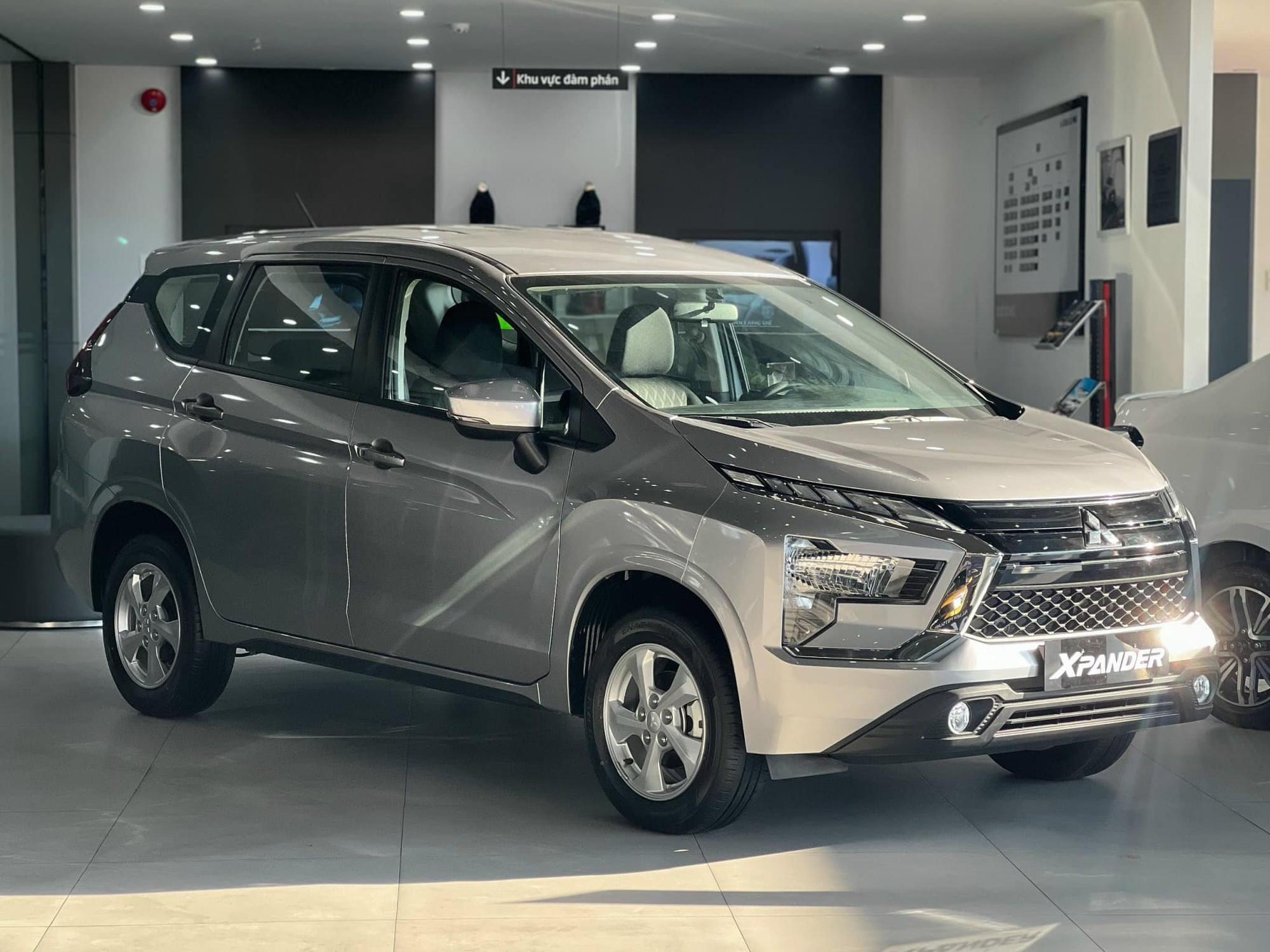 Mitsubishi lần đầu vượt Ford, lên top 3 doanh số VAMA năm nay: Xpander vượt hẳn nhóm còn lại, Triton lập kỷ lục- Ảnh 2.