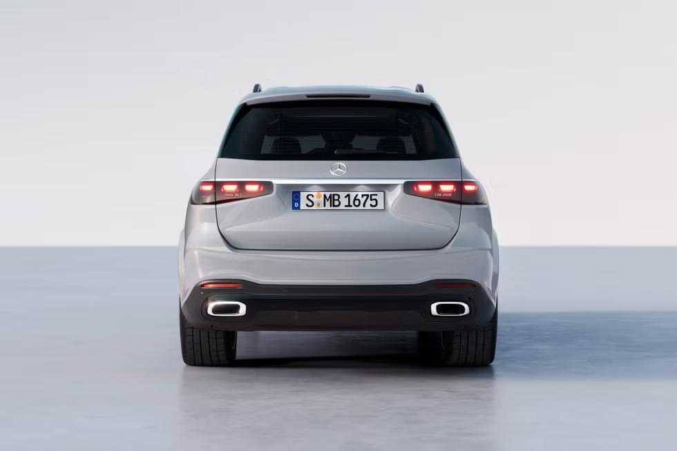 Mercedes-Benz GLS 2025 nhận cọc tại đại lý, sắp về Việt Nam: Giá dự kiến khoảng 5,5 tỷ, thiết kế mới, máy mạnh hơn đấu X7- Ảnh 3.